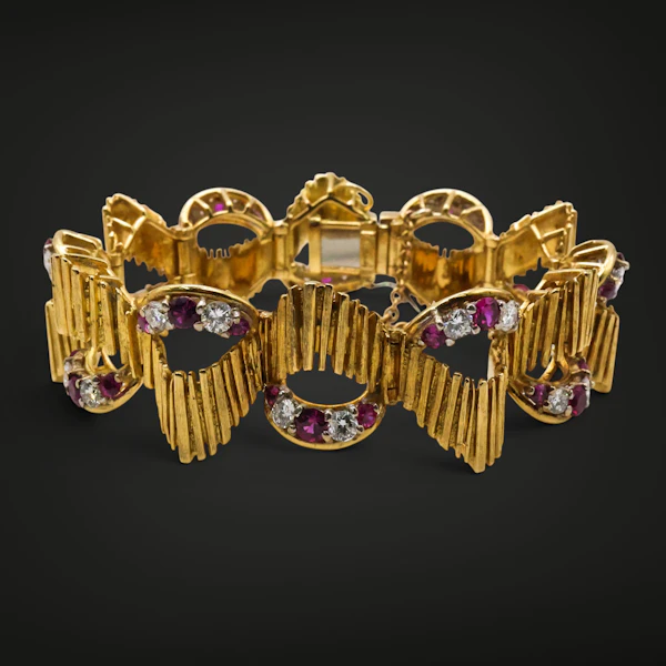 Lovely and Different Kutchinsky Ruby And Diamond Bracelet at Deco&Vintage Ltd - image 3