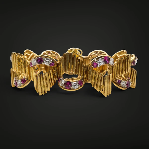Lovely and Different Kutchinsky Ruby And Diamond Bracelet at Deco&Vintage Ltd - image 4
