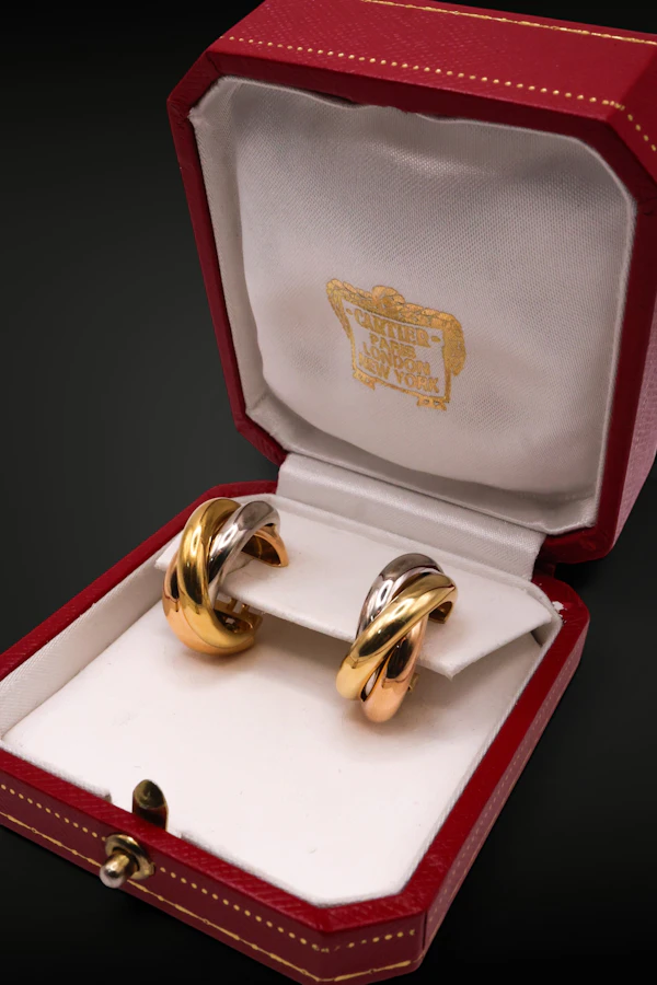 Vintage Cartier 18k Tri-Colour Gold Trinity Hoop Earrings - image 2