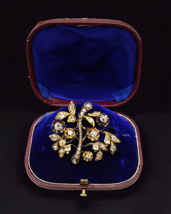 Lovely Victorian Diamond And Enamel Brooch at Deco&Vintage Ltd - image 2