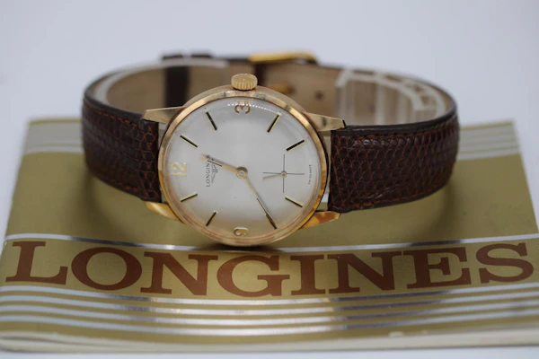 Longines Vintage Cal 864 Box and Papers Dated 1978 - image 8