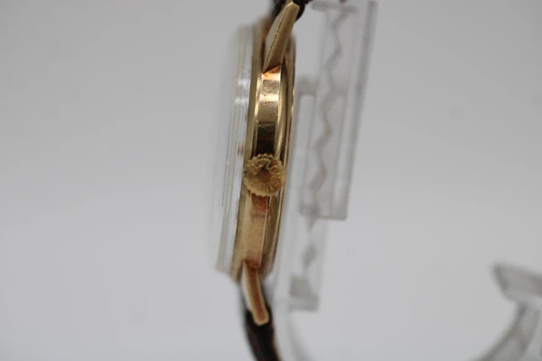 Longines Vintage Cal 864 Box and Papers Dated 1978 - image 10