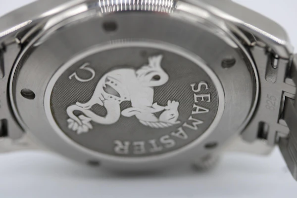Omega Seamaster Professional 300M 2221.800.00 - image 5