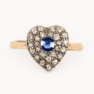 Victorian 18ct Gold Heart Sapphire & Diamond Ring c.1880s
