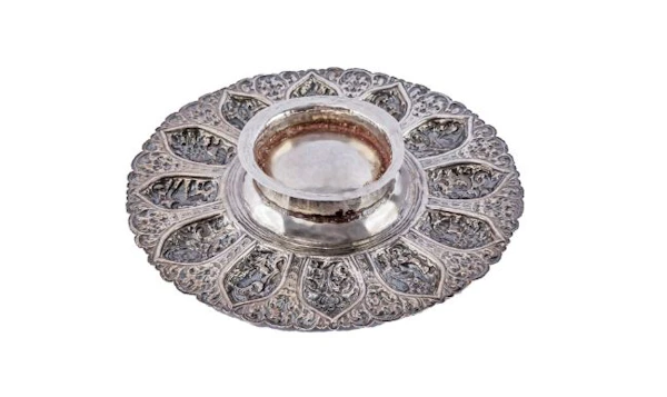 Silver repoussé bowl (taza), Ottoman Balkans, probably Bosnia or Serbia, 18th century - image 3