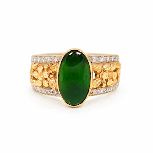 1950s 18ct Gold Jade & Diamond Ring