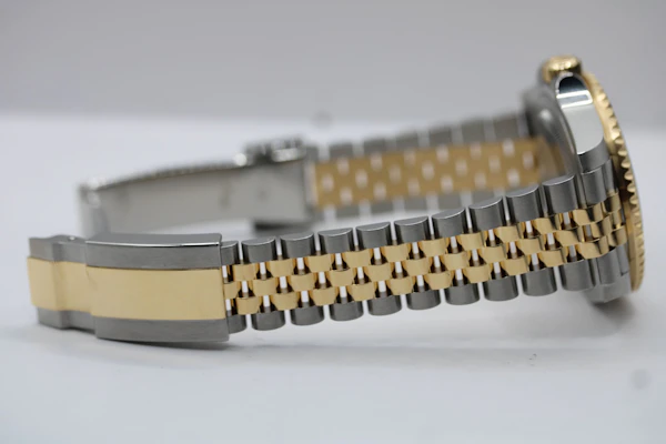 Rolex GMT Master ll 126713GRNR - image 2