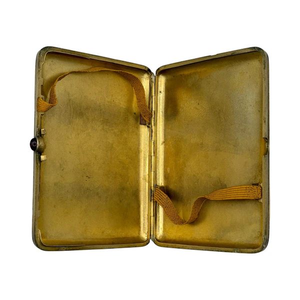 Russian silver gilt, shaded and pictorial enamel cigarette case, Moscow, c.1910. - image 5