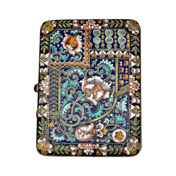 Russian silver gilt, shaded and pictorial enamel cigarette case, Moscow, c.1910. - image 2