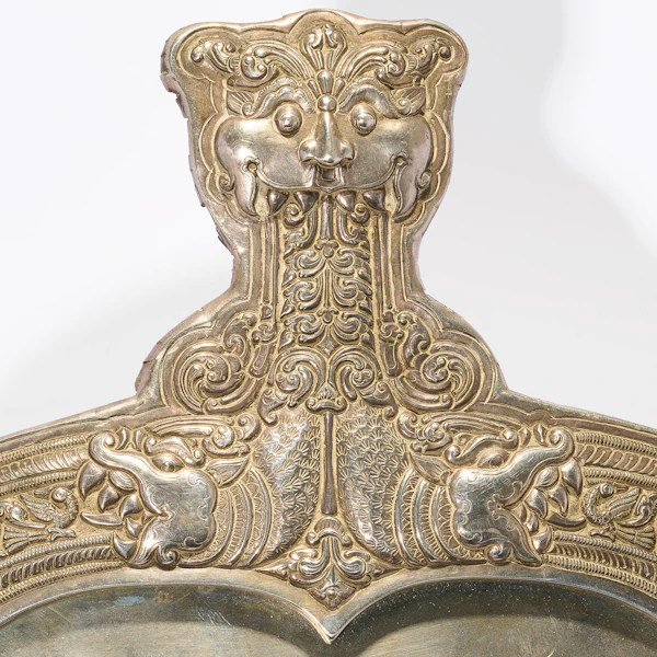 A Ceylonese silver and brass presentation easel dedicated to The Honourable John Penry Lewis from senior village chiefs of the Central Province c.1910. - image 6