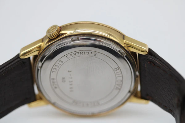Bulova Accutron - image 9
