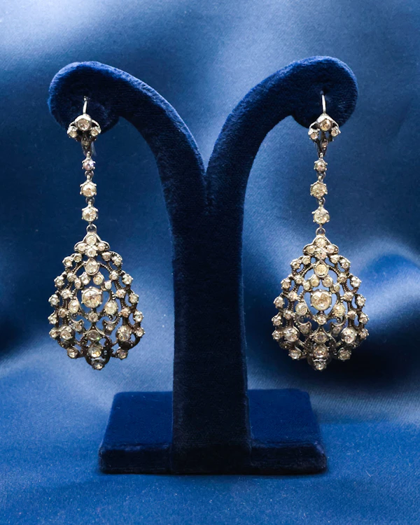 Downstairs at Grays: A fine pair of Silver (tested), and Paste, Filigree Drop Earrings, Continental Circa 1890 - image 1