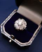 A very fine 18ct White Gold 1930's Platinum-tipped French Diamond Cluster ring - image 2