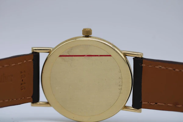 Audemars Piguet Vintage - image 8