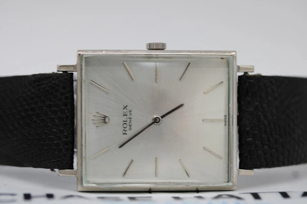 Rolex Cellini 3607 - image 18