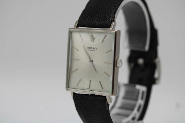 Rolex Cellini 3607 - image 17