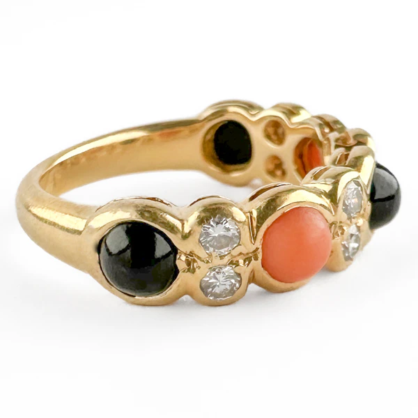 Chaumet Coral, Onyx & Diamond Ring - Saddingtons Jewellery Stand 375 - image 2