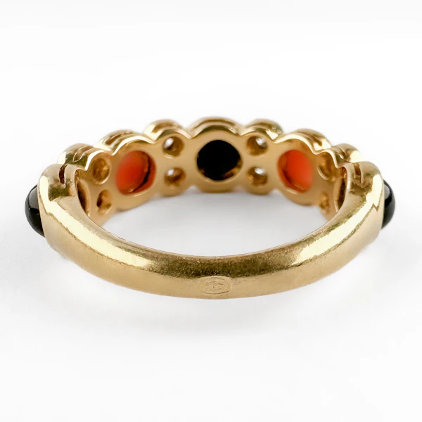 Chaumet Coral, Onyx & Diamond Ring - Saddingtons Jewellery Stand 375 - image 4