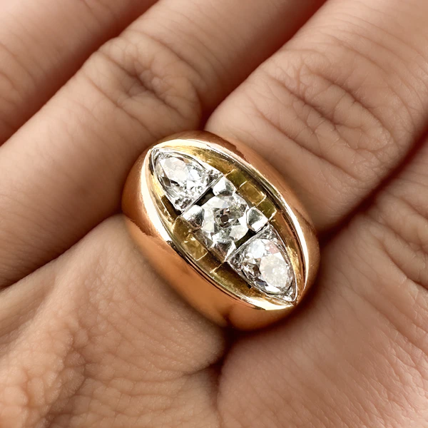 Vintage 1.80ct 3 Stone Diamond Gypsy Ring - Saddingtons Jewellery Stand 375 - image 4