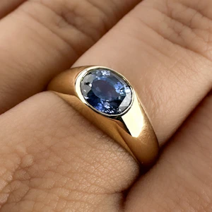 Ceylon Sapphire Solitaire Gypsy Ring - Saddingtons Jewellery Stand 375