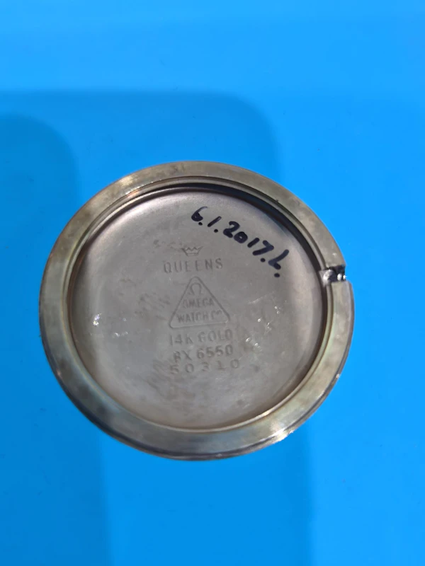 Omega Queens 14ct Gold Cal 410. 1952 Serviced and New Stra - image 10
