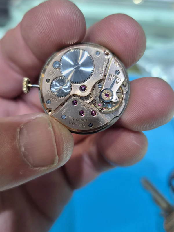 Omega Queens 14ct Gold Cal 410. 1952 Serviced and New Stra - image 13