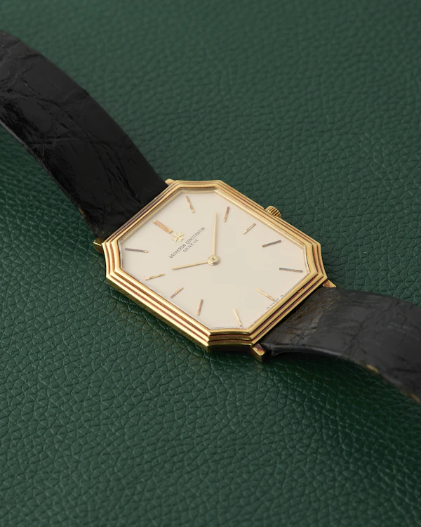 Vacheron Constantin Octagon Stepped Case Ref. 33072 Yellow Gold 18K - image 8