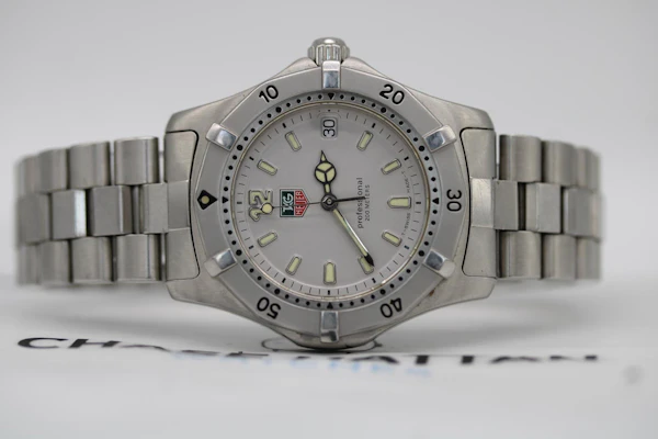 TAG Heuer Professional 2000 WK1212 - image 6