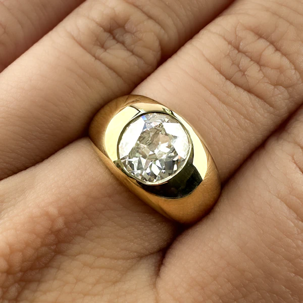 2.16ct Diamond Single Stone Gypsy Ring - Saddingtons Jewellery Stand 375 - image 4