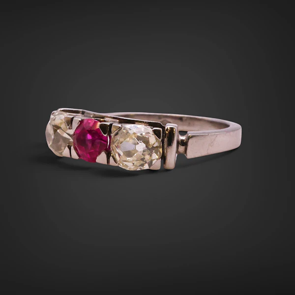 Antique Pink sapphire & Old Cut Diamond Trilogy Ring - image 3