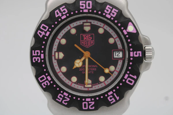 TAG Heuer Formula 1 200m Series Diver WA1217 - image 5