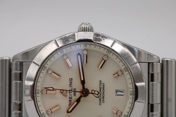 Breitling Chronomat A77310101A3A1 - image 12