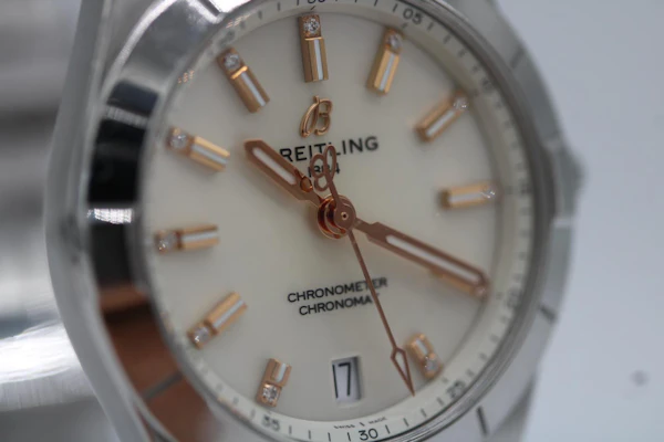 Breitling Chronomat A77310101A3A1 - image 10