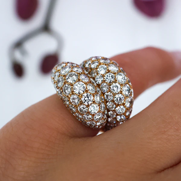 Vintage Van Cleef and Arpels Diamond and Gold Double Bombé Ring, Circa 1980 - image 4