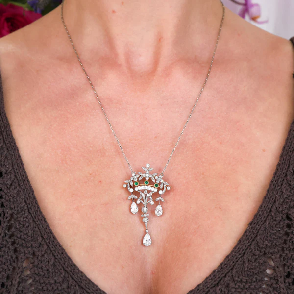 Georges Le Saché for Vever Belle Époque Emerald Diamond Platinum and Gold Brooch-Cum-Pendant Necklace, Circa 1900 - image 2