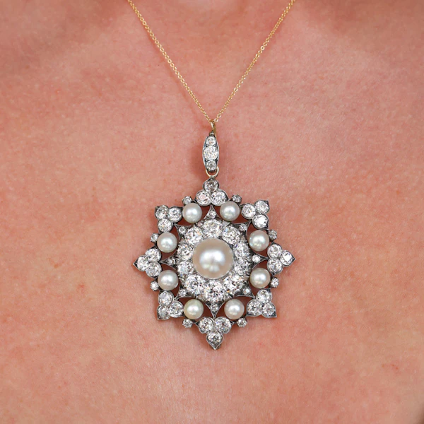 Victorian Hunt & Roskell Pearl Diamond Silver and Gold Brooch-Cum-Pendant, Circa 1895 - image 4