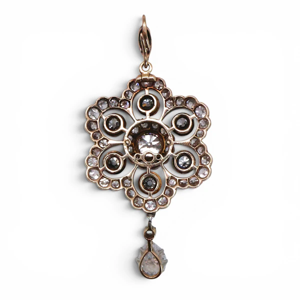 Victorian The Goldsmiths & Silversmiths Ltd. Diamond and Silver Upon Gold Brooch Cum Pendant, Circa 1890 - image 6