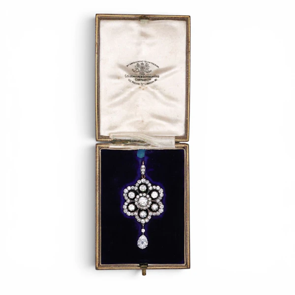 Victorian The Goldsmiths & Silversmiths Ltd. Diamond and Silver Upon Gold Brooch Cum Pendant, Circa 1890 - image 5