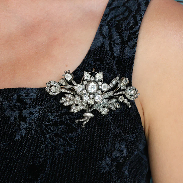 Antique Diamond and Silver Upon Gold Trembling Brooch, Circa 1880, 12.50 Carats - image 2