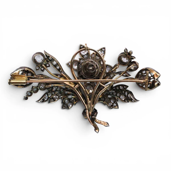 Antique Diamond and Silver Upon Gold Trembling Brooch, Circa 1880, 12.50 Carats - image 7