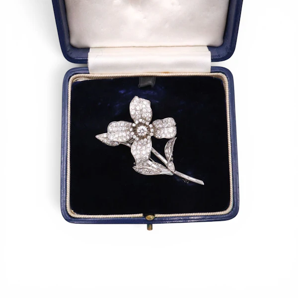 Chaumet Vintage Diamond and Platinum Flower Brooch, With White Gold Fittings, Circa 1979 - image 6