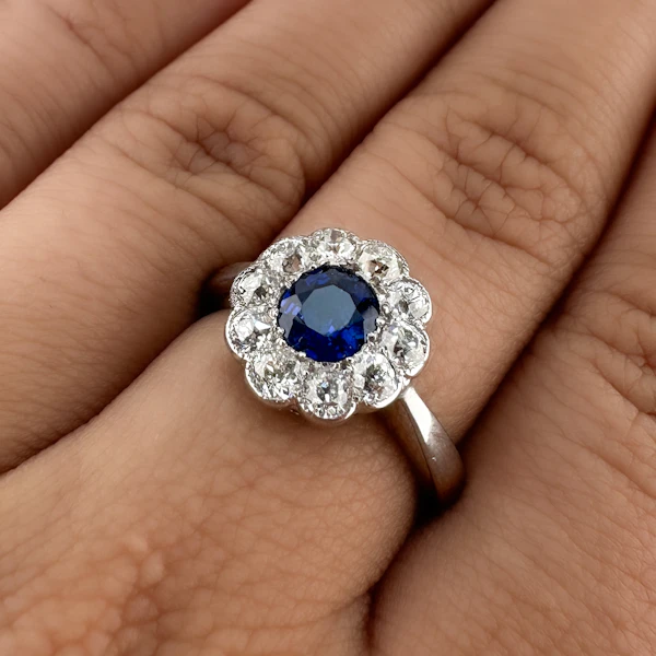 Edwardian Ceylon Sapphire & Diamond Cluster Ring - Saddingtons Jewellery Stand 375 - image 3