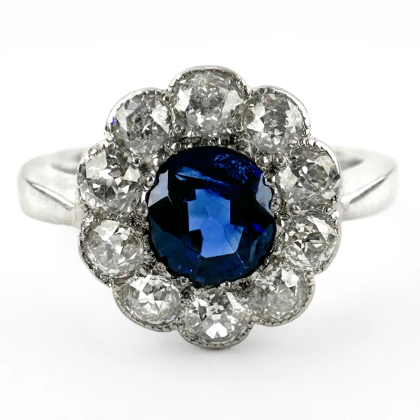 Edwardian Ceylon Sapphire & Diamond Cluster Ring - Saddingtons Jewellery Stand 375 - image 4