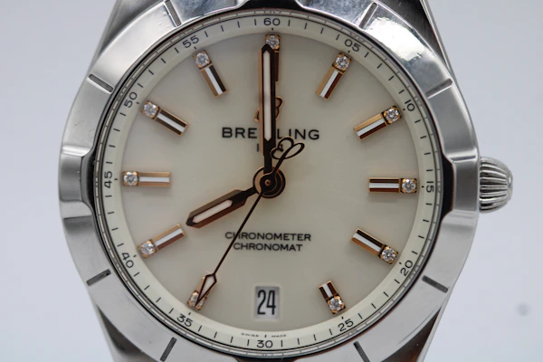 Breitling Chronomat A77310101A3A1 - image 9
