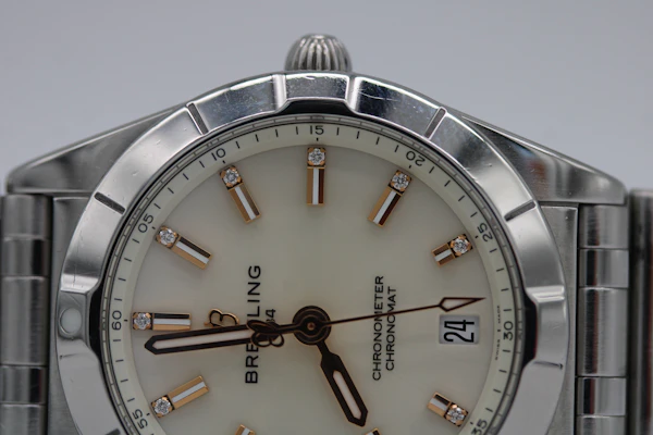 Breitling Chronomat A77310101A3A1 - image 5