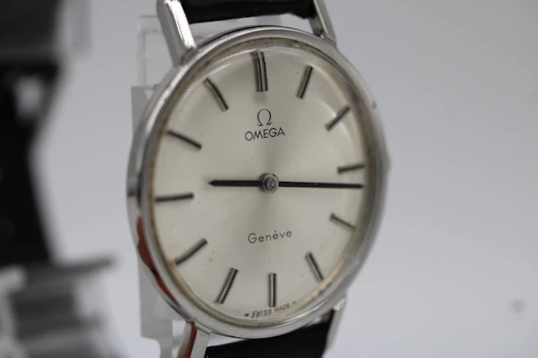 Omega Genève 111.0114 - image 5