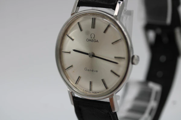 Omega Genève 111.0114 - image 3