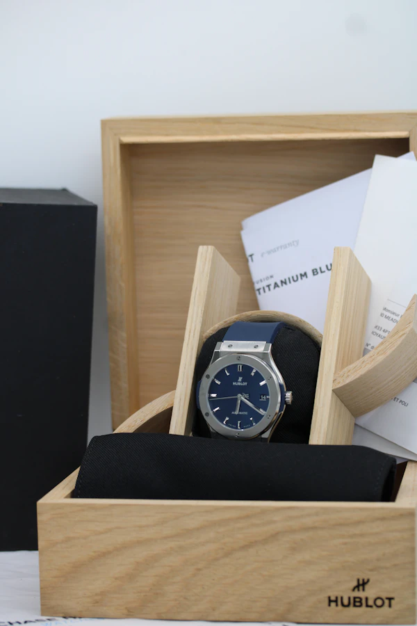 Hublot Classic Fusion Titanium Blue 511.NX.7170.RX - image 2