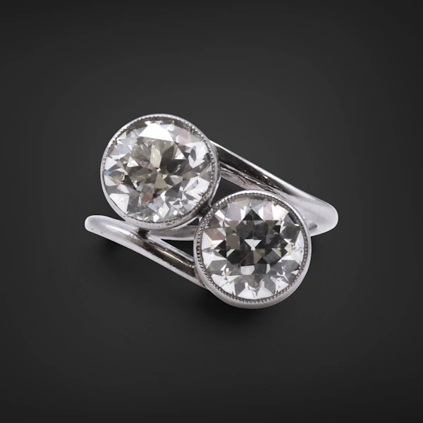 Antique Edwardian Platinum "Toi et Moi" Old Cut Diamond Ring - image 3