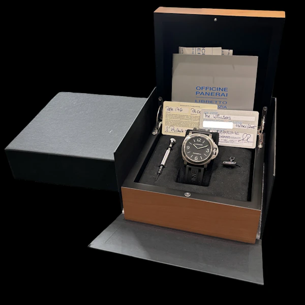 PANERAI LUMINOR BASE TITANIUM FULL SET UK 2005 - PAM00176 - image 7